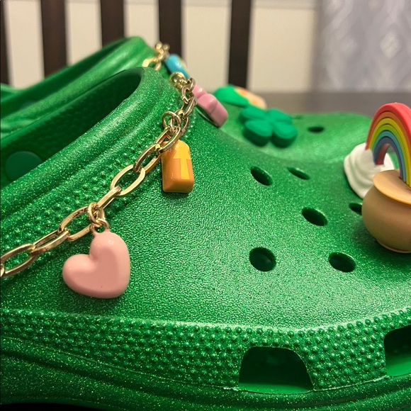 Crocs x Lucky Charms Magically Delicious Clogs Sandals Shoes new Mens Size 11 main image 6